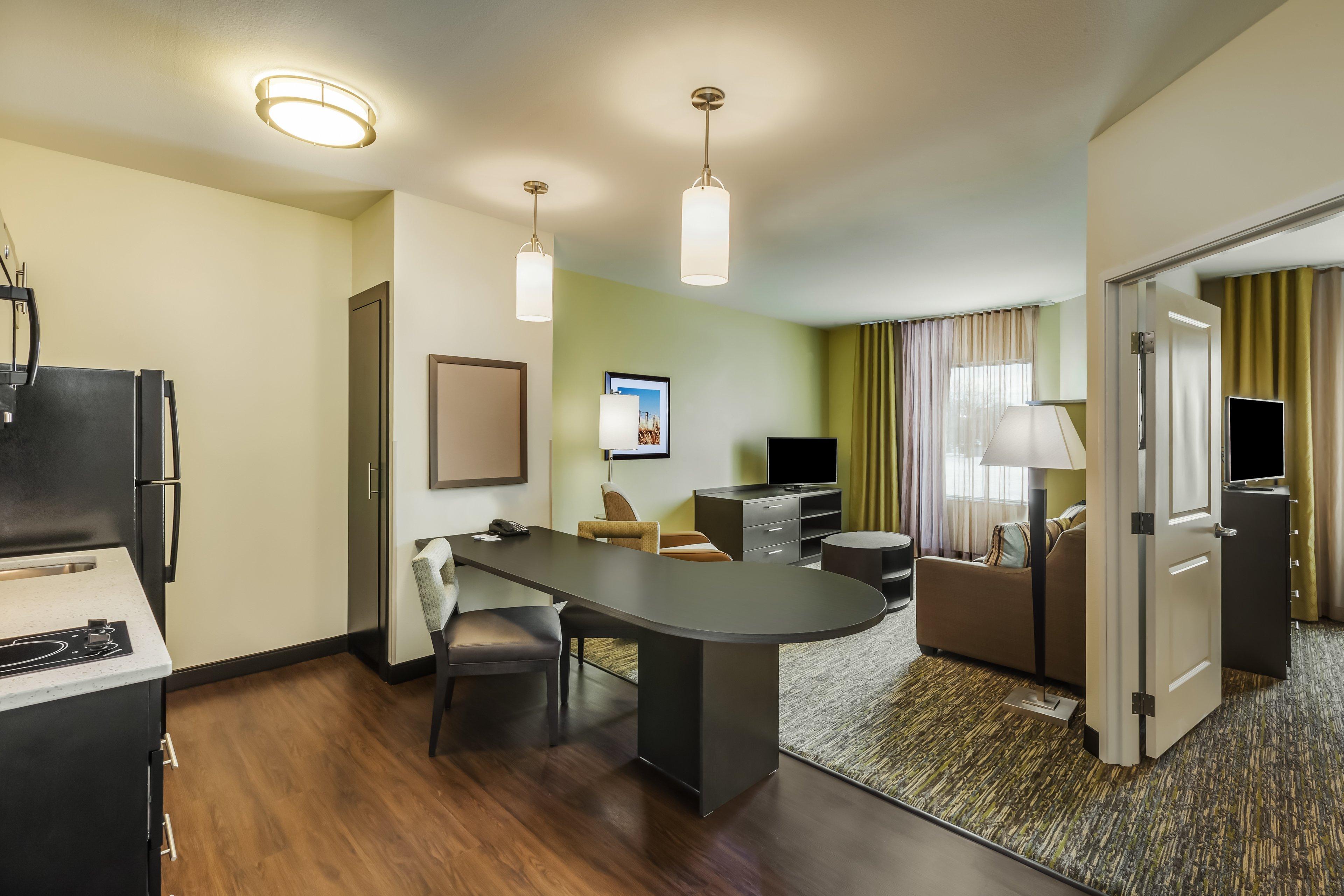 Candlewood Suites Lenexa - Overland Park Area, An Ihg Hotel Exterior photo