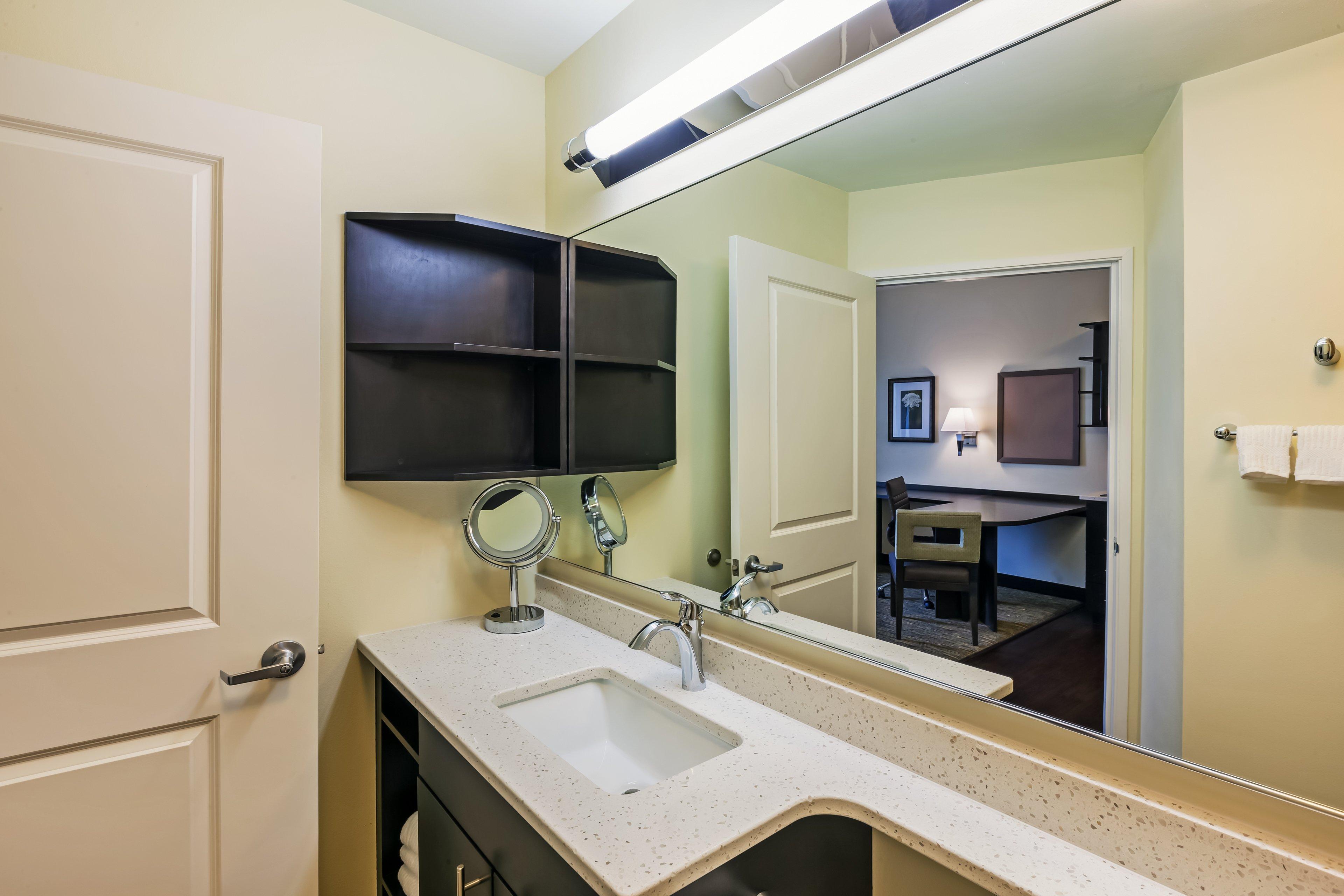 Candlewood Suites Lenexa - Overland Park Area, An Ihg Hotel Exterior photo